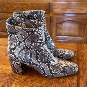 Splendid Snakeskin Leather Ankle Boots size 9.5